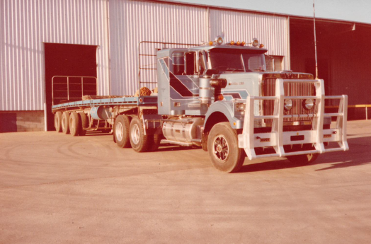 Western Star to Unveil Tribute Livery at Truck Show